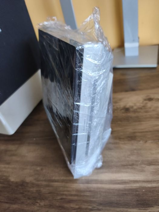 Home Cinema  Philips Cineos HTS9800W 6.1 и HTS3270/12  5.1 Домашно кино
