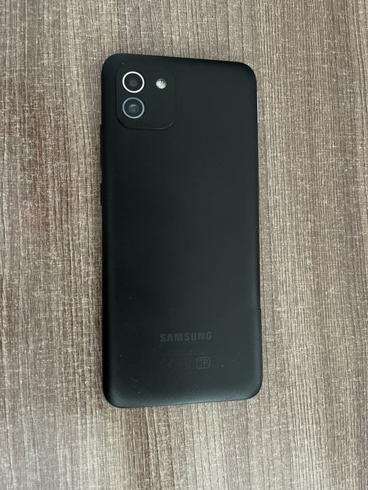 Продам телефон Samsung A 03
