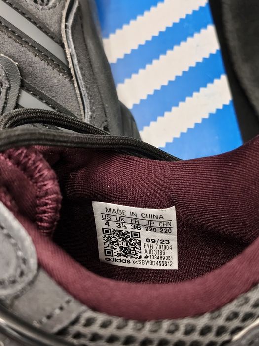 Adidas Originals Ozweego gri închis cu interior visiniu mărimea 36 noi originali