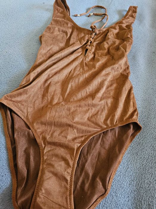 Нов цял бански, размер С