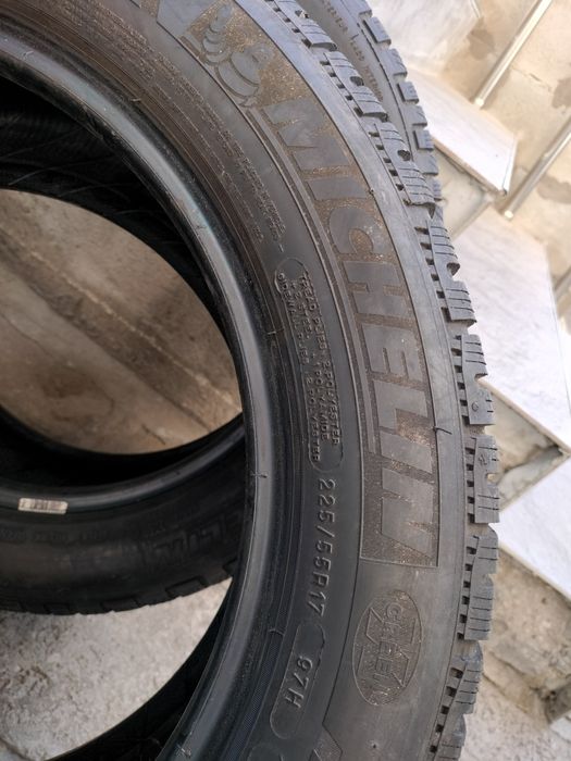 Продавам две зимни гуми Michelin pilot alpin 225/55/17
