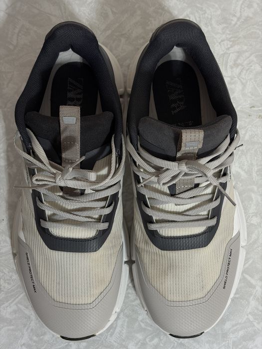 Продам кроссовки ZARA летние