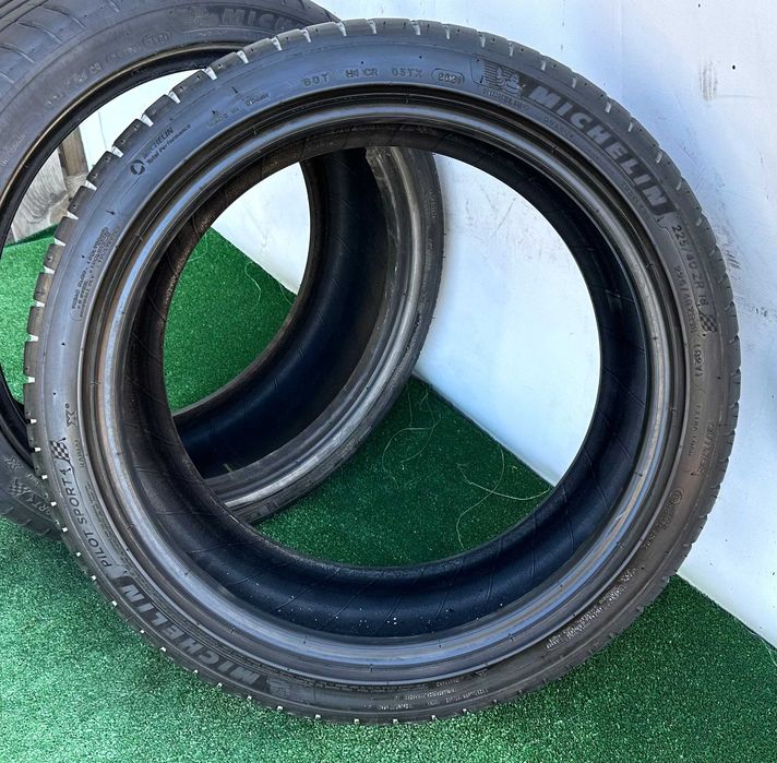 2бр 225/40r18 MICHELIN летни
