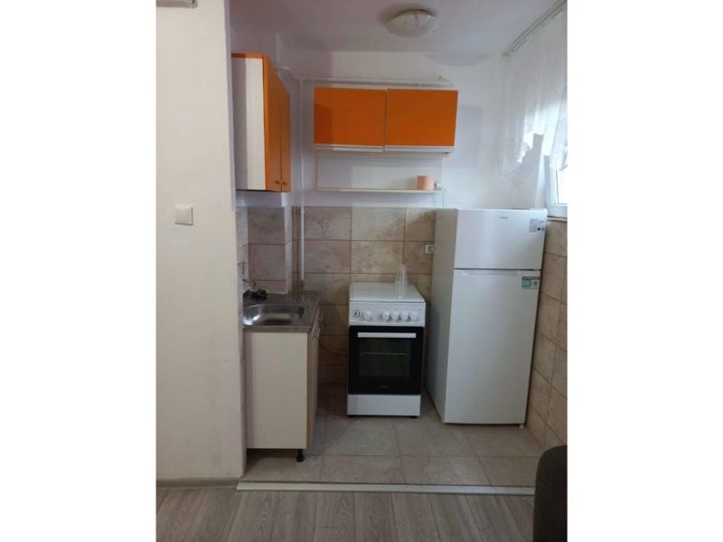 Apartament 2 camere, zona Sagului