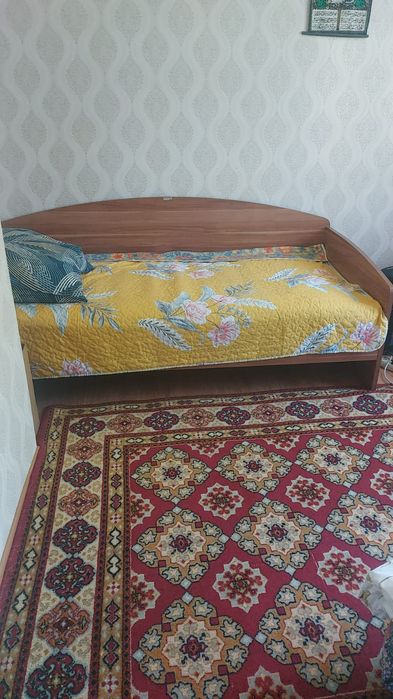 Продажам кровати