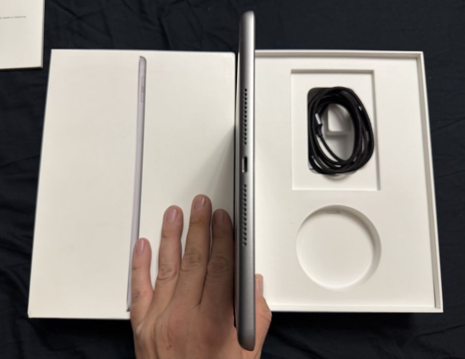 Apple iPad 6th Gen, WiFi+Cellular, ПЕРФЕКТЕН