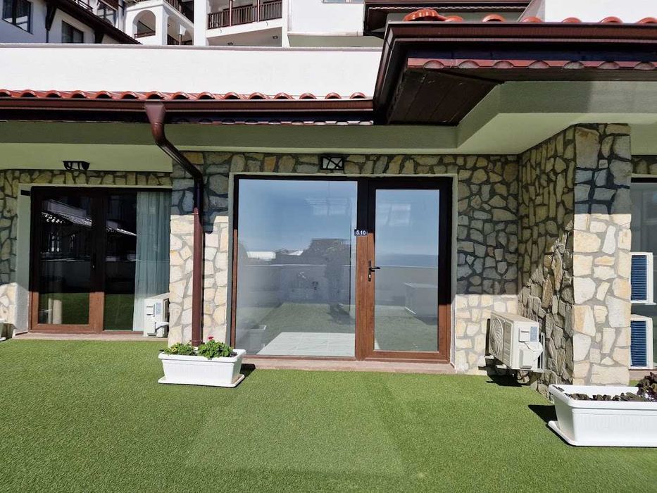 Продава се Едностаен апартамент в Свети Влас - 33 кв.м за 1869 €/кв.м - Снимка #1