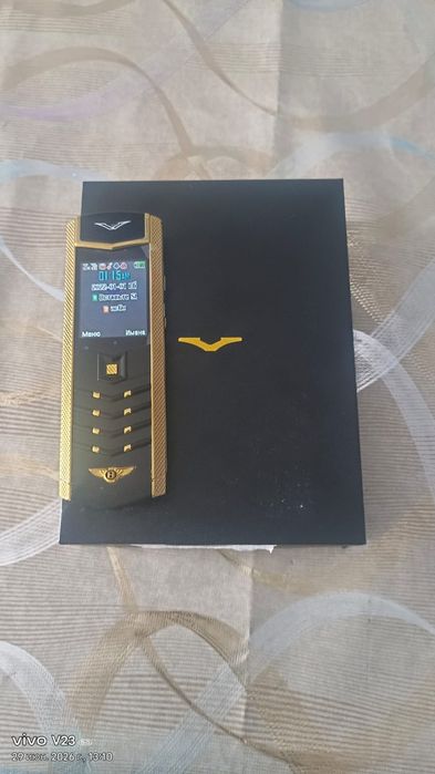 телефон верту новый