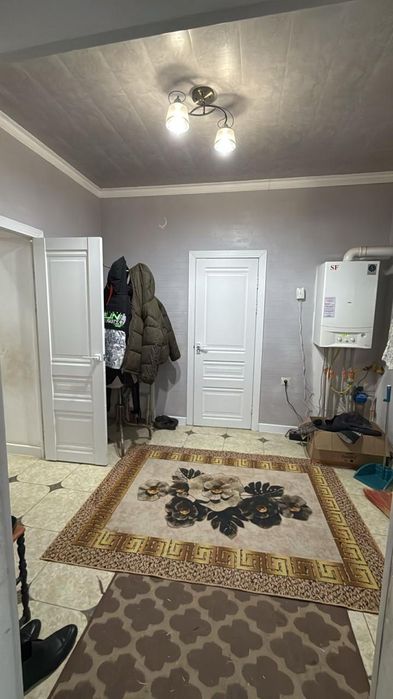 Уй сатылады жаңадан соғылған