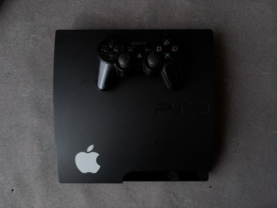 Sony PlayStation 3 Slim, 2 геймпада и 10 игр (не прошита)