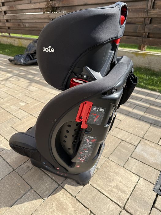 Vand scaun de masina joie utilizat