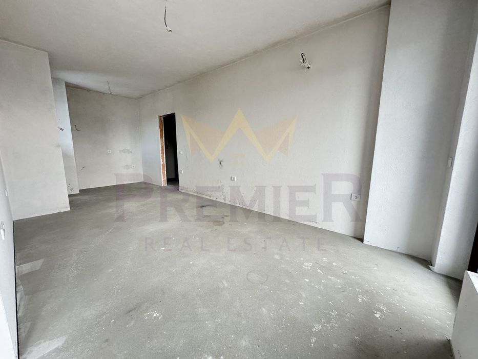 Продава се Тристаен апартамент в Варна, Победа - 77 кв.м за 2013 €/кв.м - Снимка #5