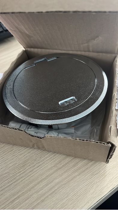 Продам лючок GES R2 Cr OBO Bettermann