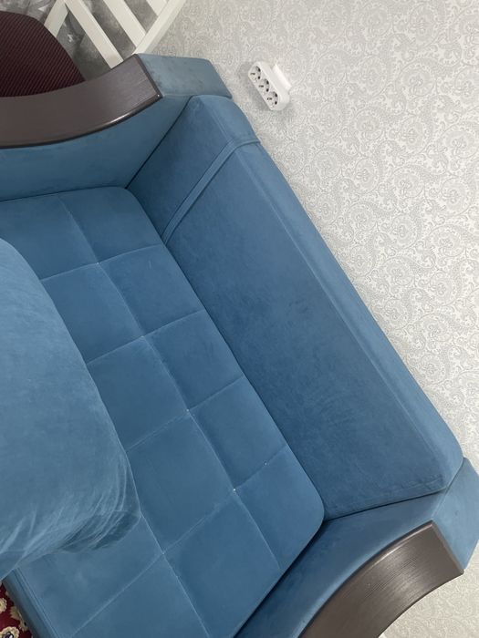 Продам диван миниатюрный