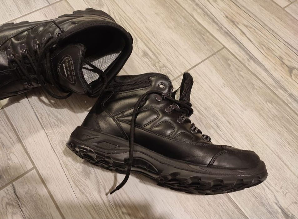 Ghete barbatesti, piele, impermeabile, nr.  43