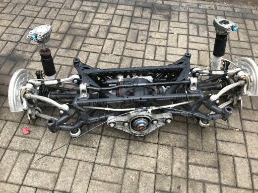 BMW M3 M4 F80 F82 Заден мост пълен комплект