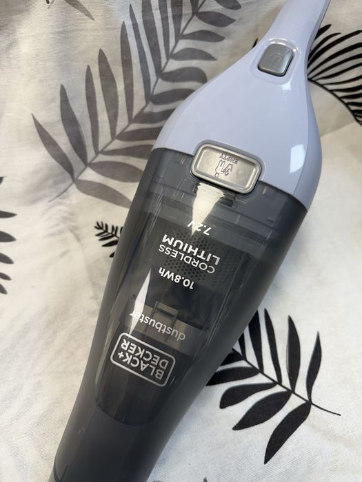 Ръчна прахосмукачка Black + Decker 7.2 V