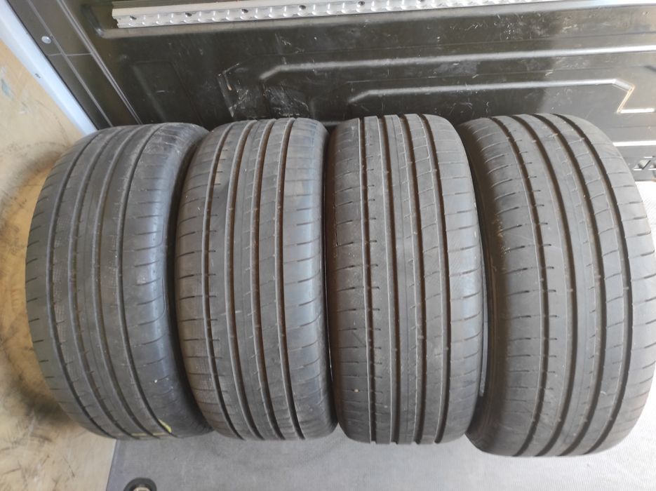 225/50/17 Goodyear