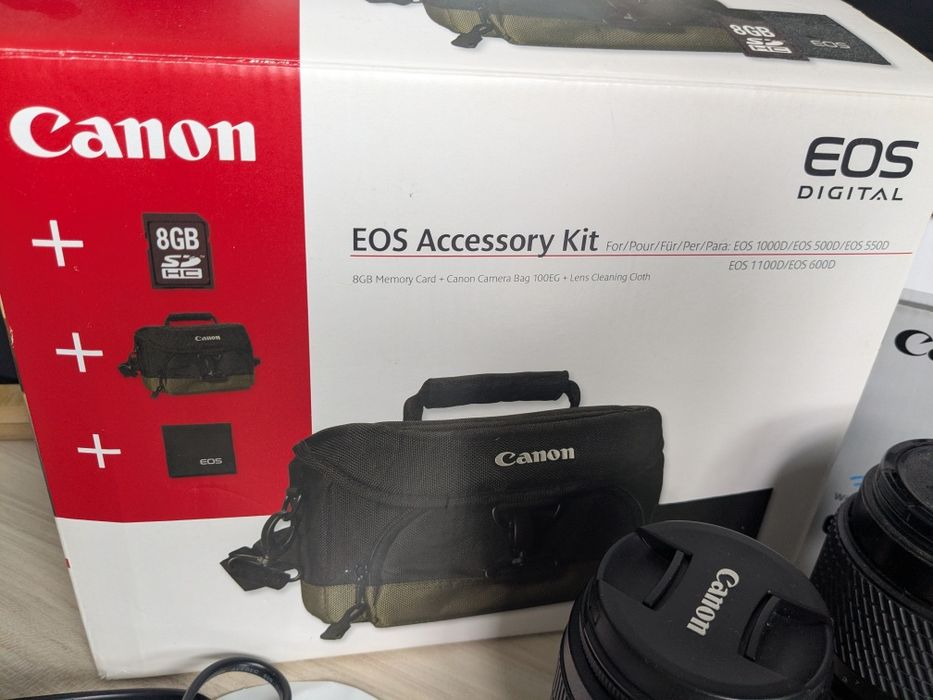 Canon 1300d +kit, аксесоари и обективи