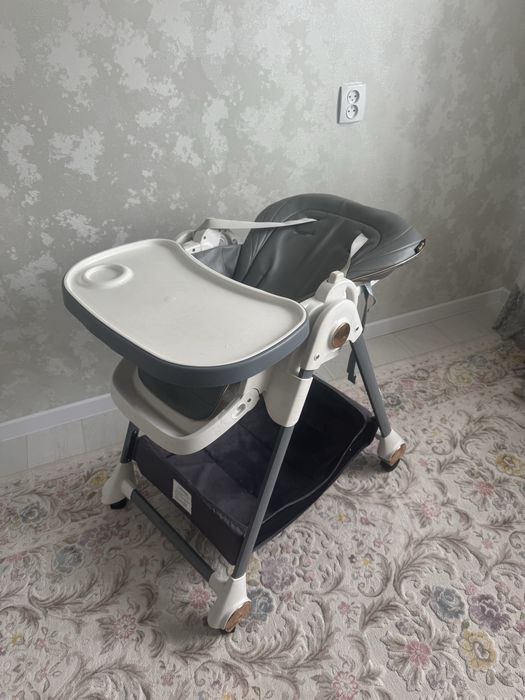 Продам стульчик для кормления