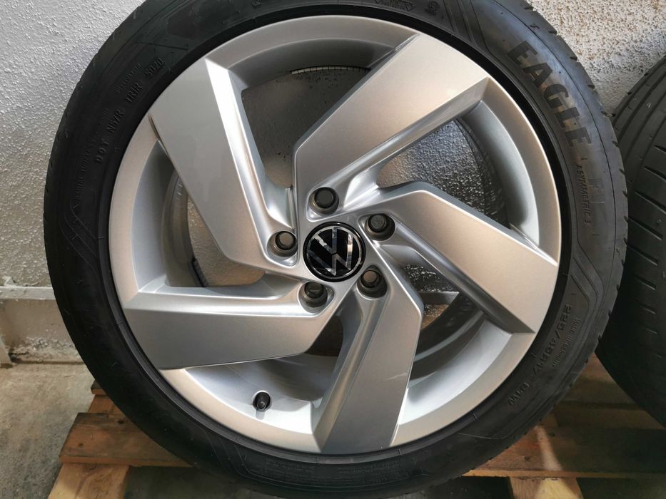 Jante Originale Vw Golf 7 / Golf 8 GTI / GTD . R 17 cu anvelope de vara