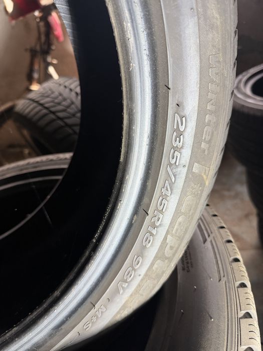 4 anvelope iarnă Hankook Winter i*cept evo2 – 235/45 R18 98V