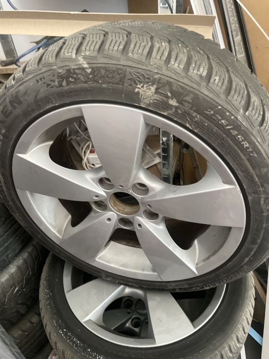 Roti Bmw R 17 cu cauciucuri de iarna