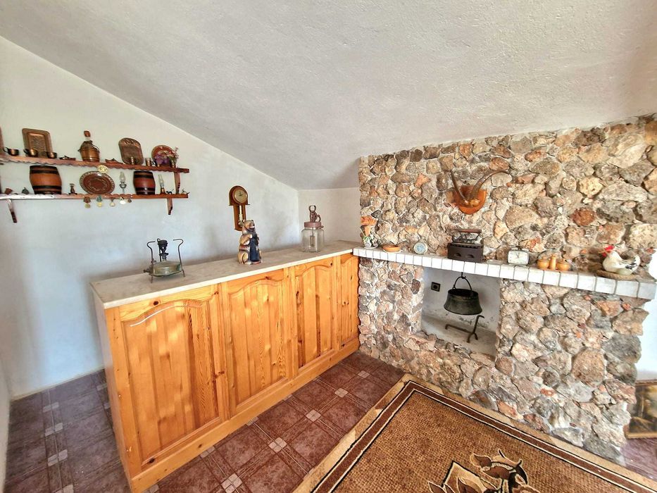 Продава се Къща в с. Крупен, Област Добрич - 160 кв.м за 500 €/кв.м - Снимка #4