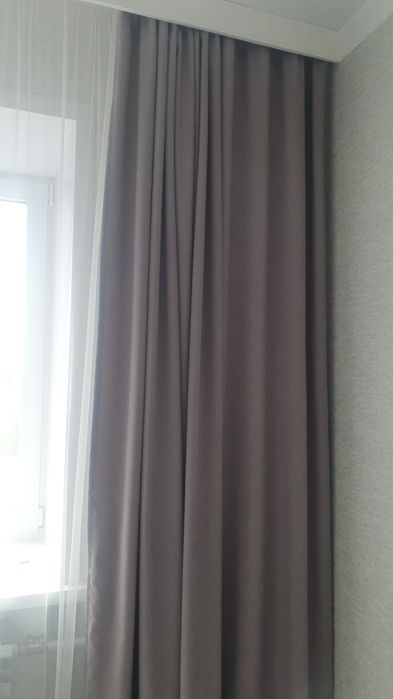 Продам шторы в гостиную