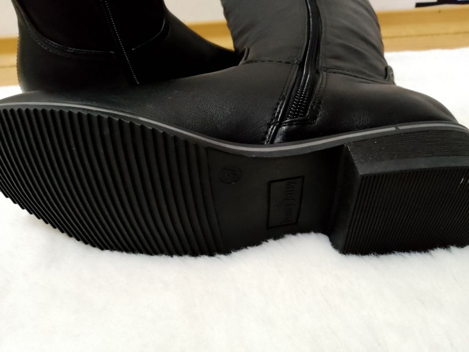 Дамски ботуши номер 37