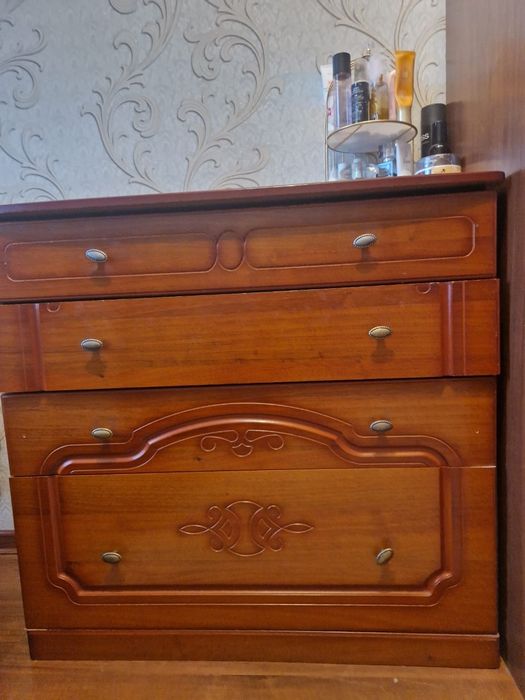 Спальный гарнитур