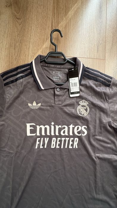 Tricou real madird M slim fit sezon 25