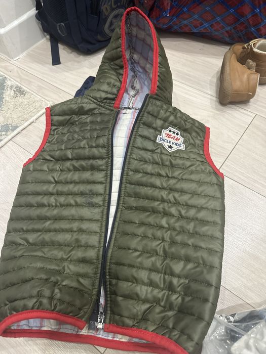 Продам пакет вещей на 5-6 лет