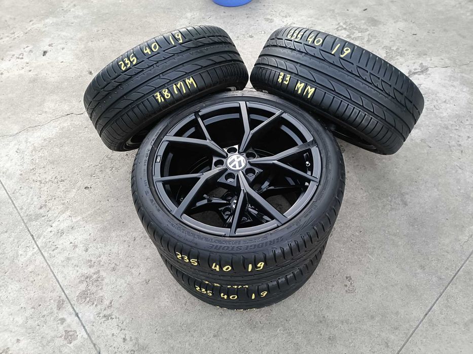 Roti vara 19 oem vw passat B8 CC 235 40 19 bridgestone potenza 7,8 mm