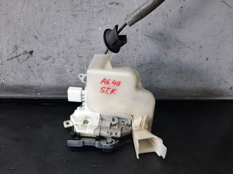 Broasca usa stanga fata audi a6 c7 avant 4g5 4gd 8j1837015f