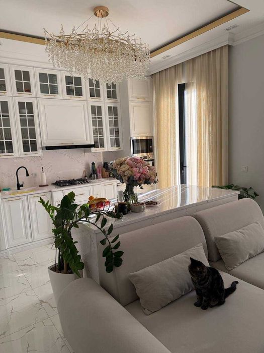 Продаётся огромная 2х комнатная квартира в ЖК MUXTASHAM