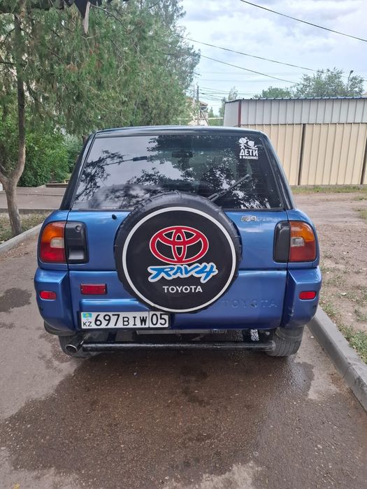 toyota  rav 4 трехдв
