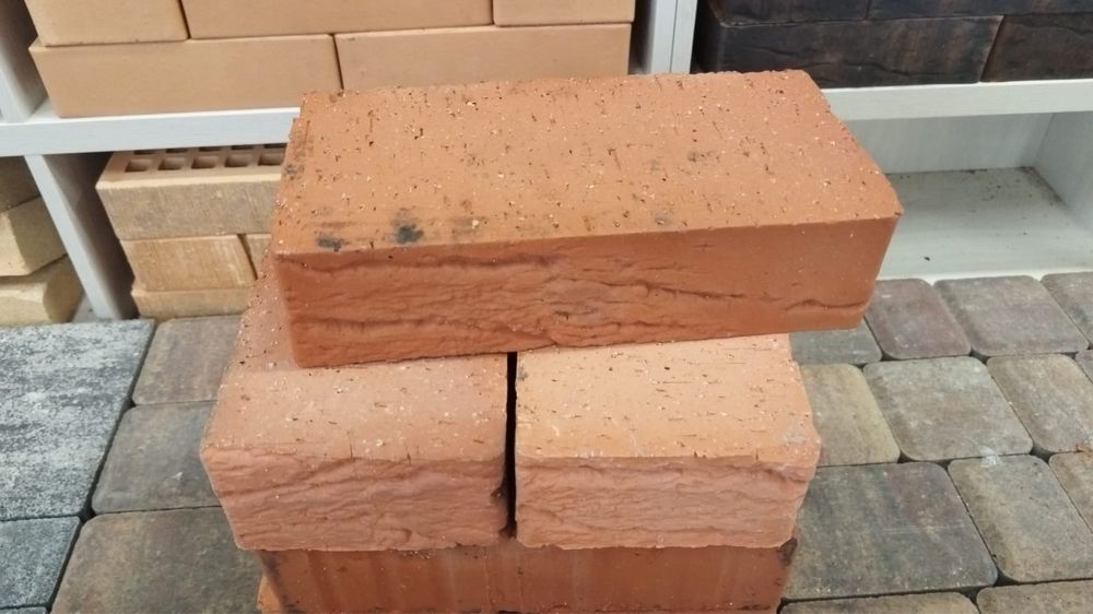 Кирпич полнотелый М200