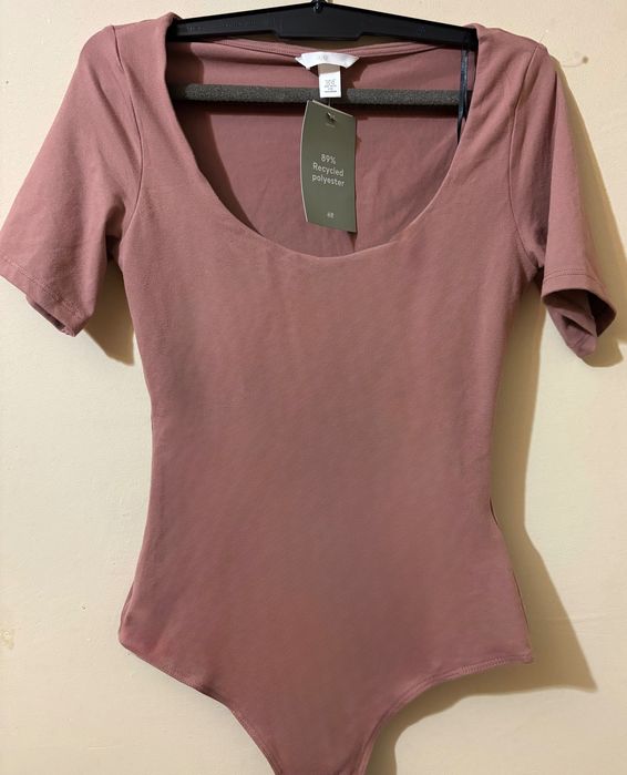 Body mânecă scurtă roz pudrat nou H&M