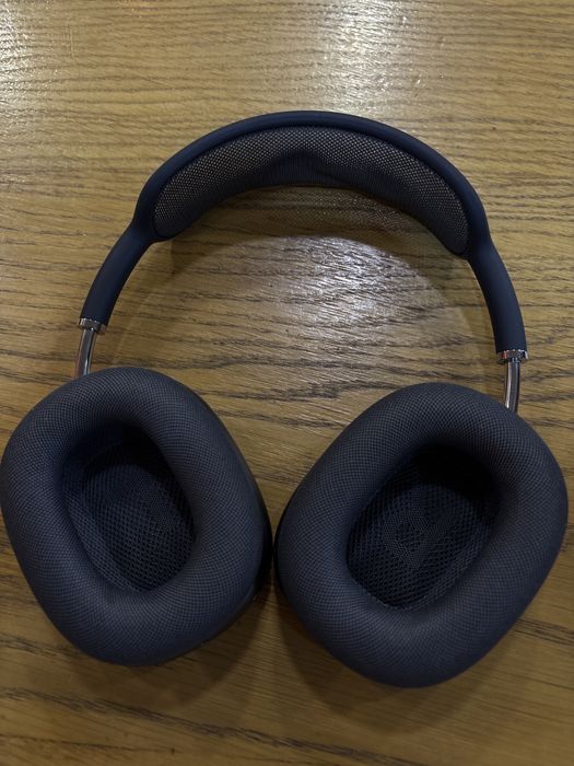 Air pods 1 max grey