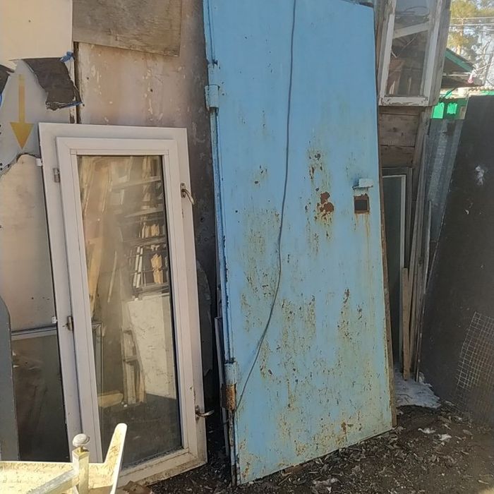 Продам унитазы и раковены не дорого