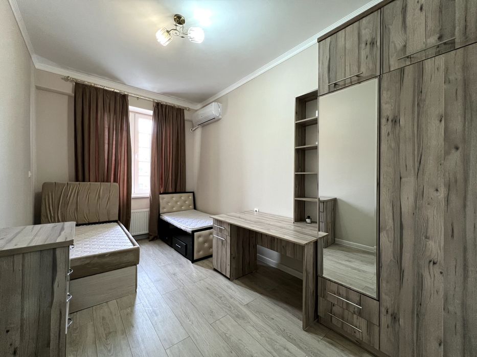 Продаётся 3х комнат квартира 72 м2 кирпич ЖК "ГРИНВИЧ" Электроаппарат