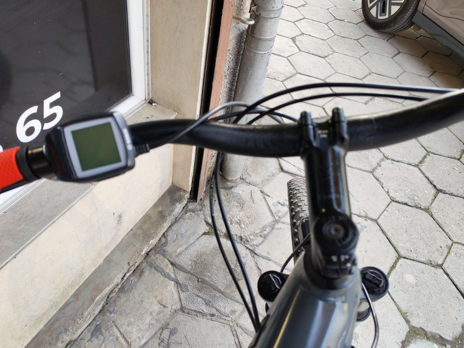 Електрически велосипед Cube