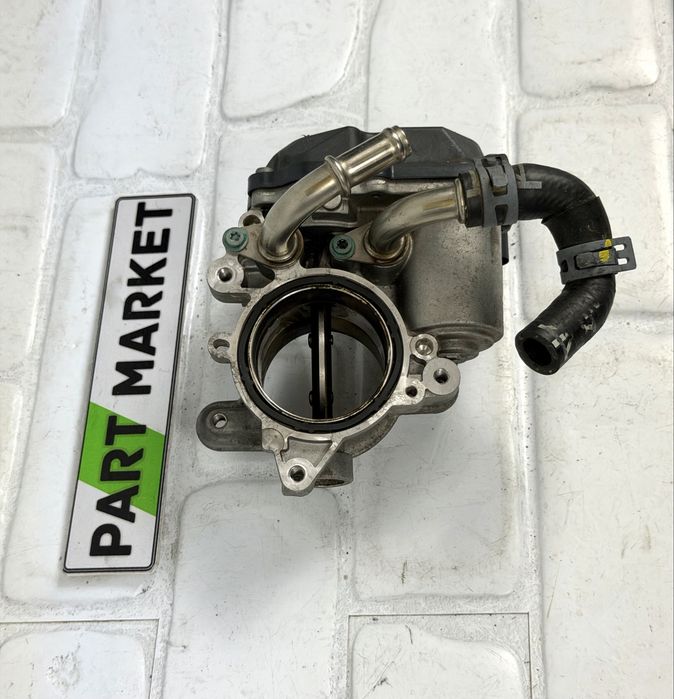 Дросел клапа AUDI 04L128063T