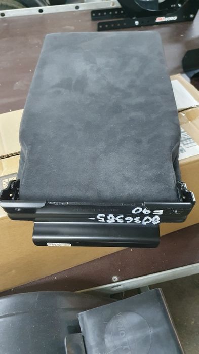 Cotiera spate bmw e90 lci