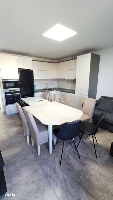 Proprietate Speciala, Casa pe 2 Nivele si 1 Studio, Curte proprie, Zon