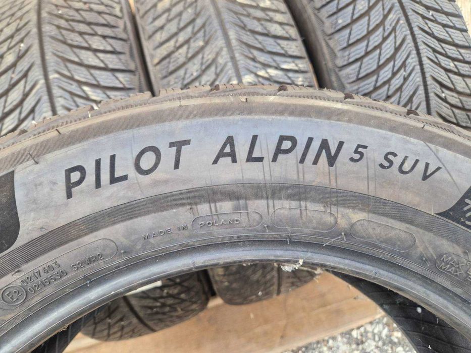4 Michelin R18 235/60 Зимни гуми  DOT4520