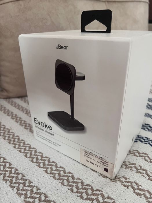 uBear Evoke 3-in-1 Wireless Charger