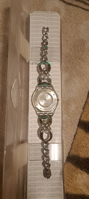 Swiss made часы женские
