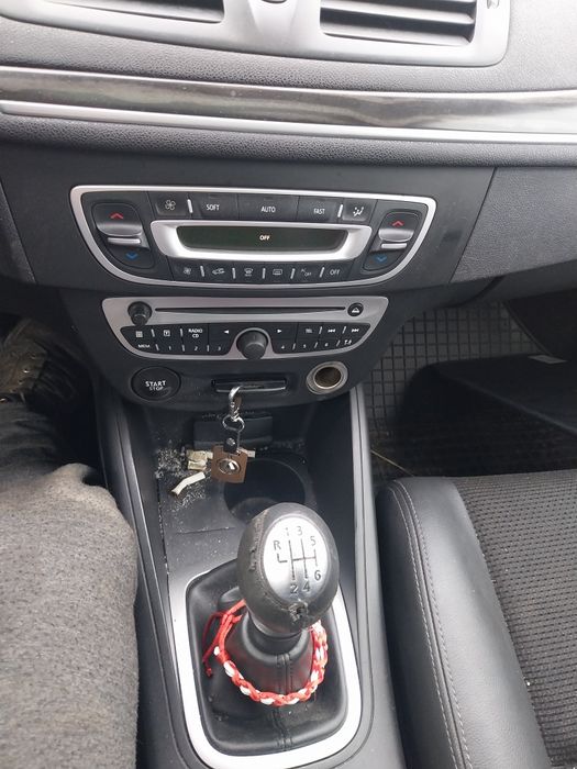 Продавам Рено Меган 3 на части